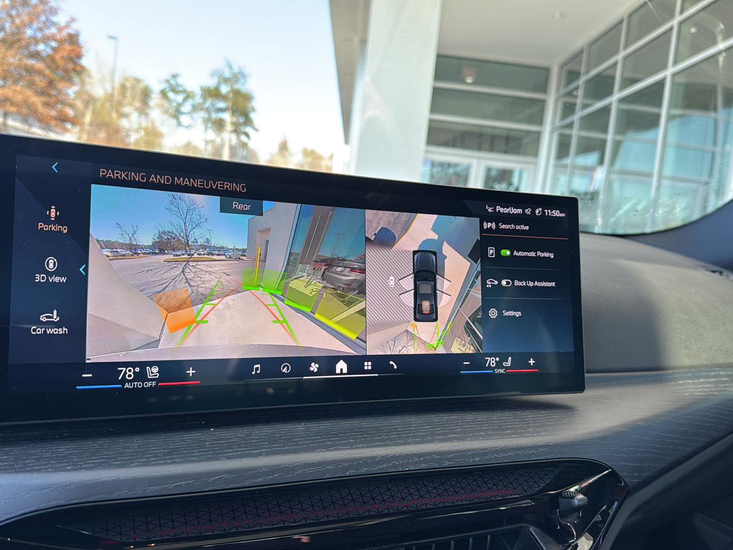 Used 2025 BMW 330i Sedan image 21