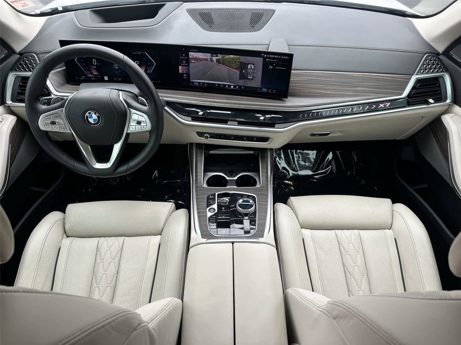 Used 2025 BMW X7 xDrive40i w/ Executive Package AWD/4WD image 11