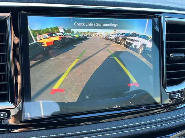 New 2026 Chrysler Pacifica Select image 30