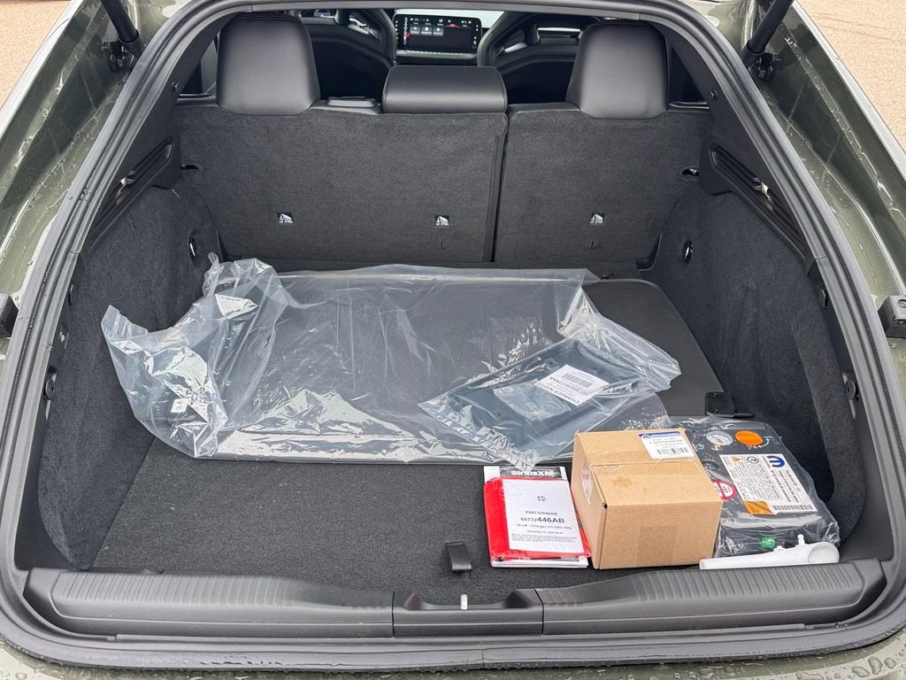 New 2026 Dodge Charger Scat Pack AWD/4WD image 5