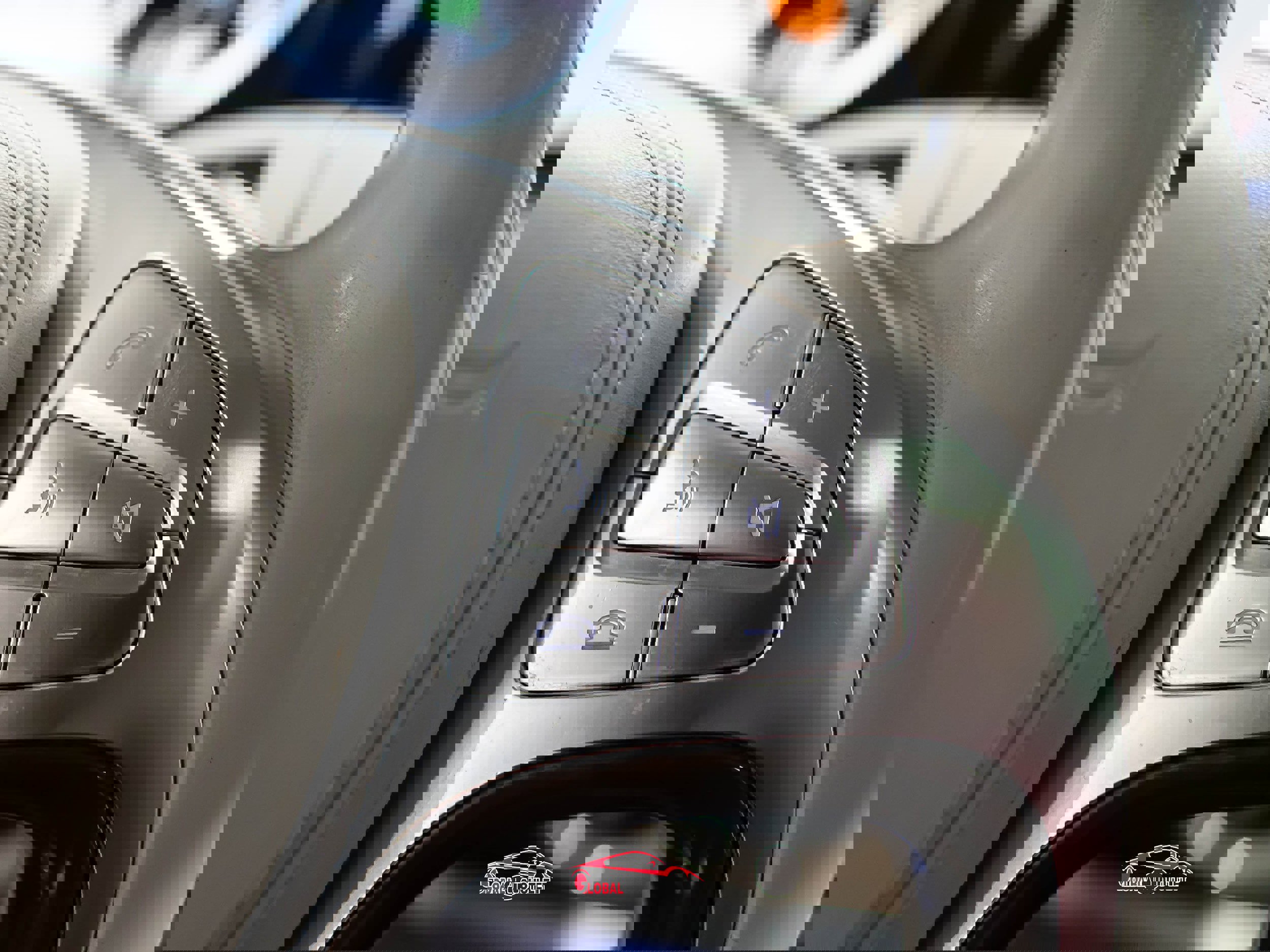 Used 2015 Mercedes-Benz S 550 Sedan image 25