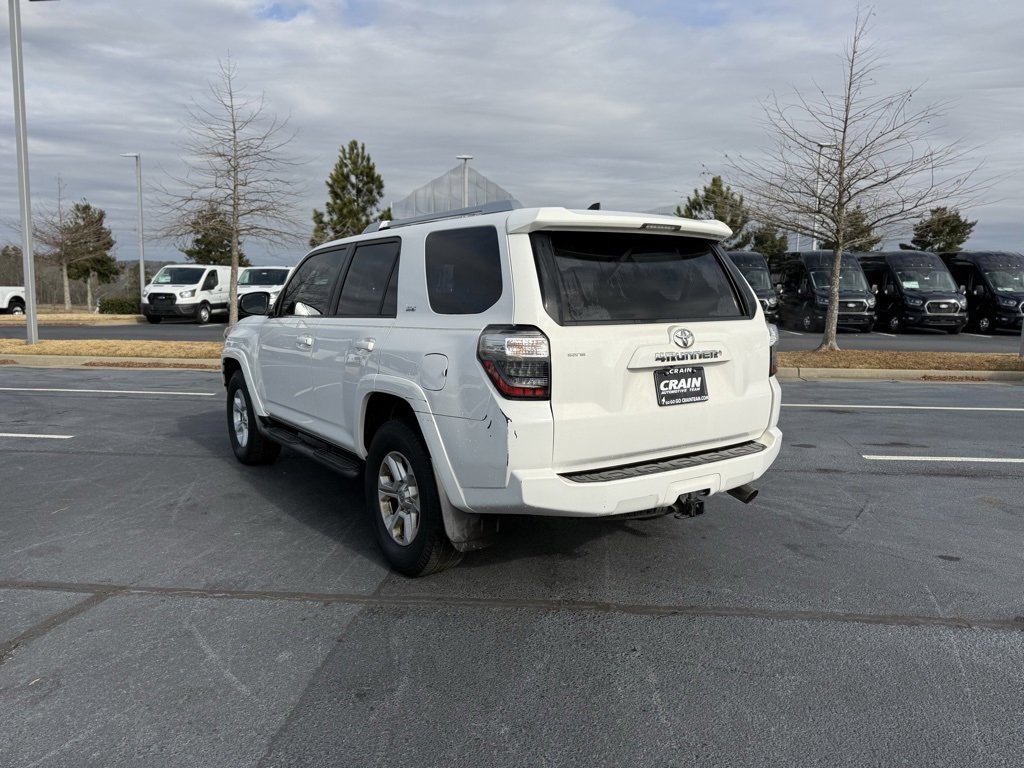 Used 2016 Toyota 4Runner SR5 image 5