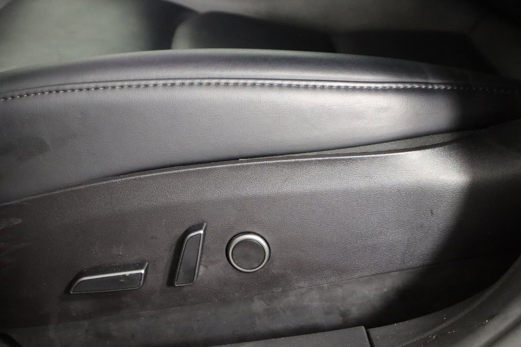 Used 2023 Tesla Model 3 Standard Range image 21