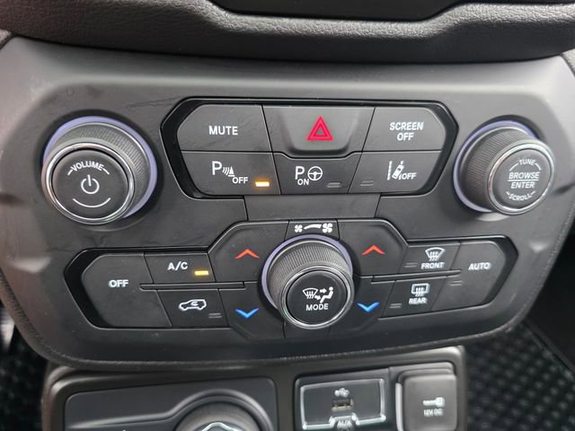 Used 2023 Jeep Renegade Limited w/ Sun/Sound Group image 30
