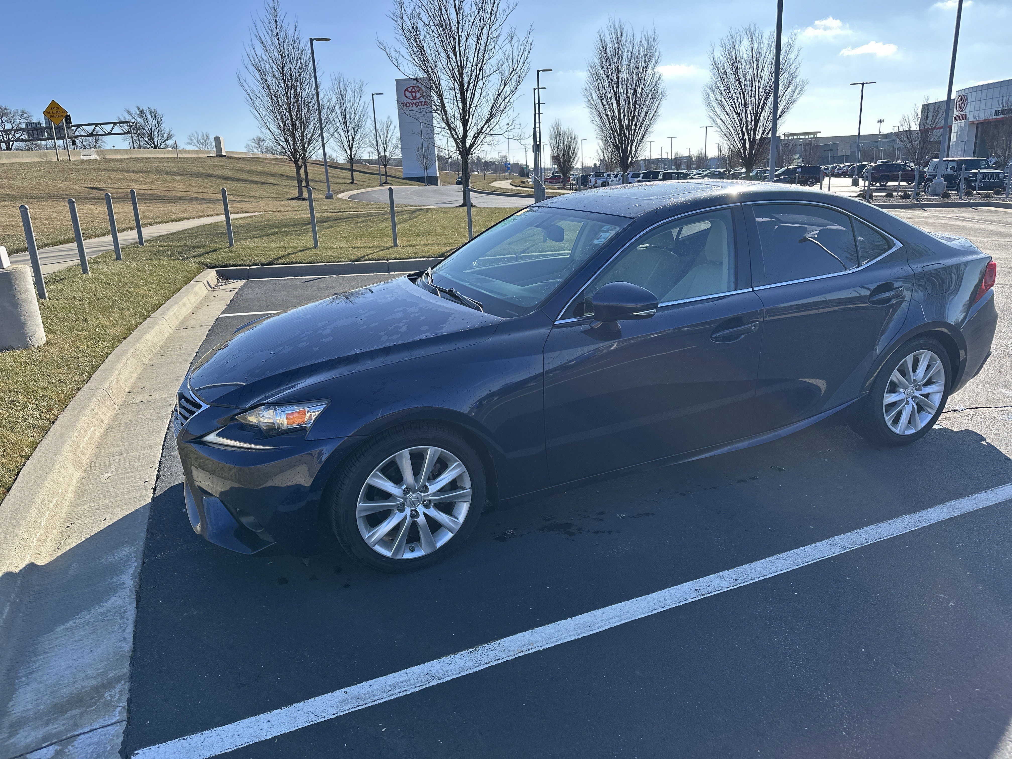 Used 2015 Lexus IS 250 image 5