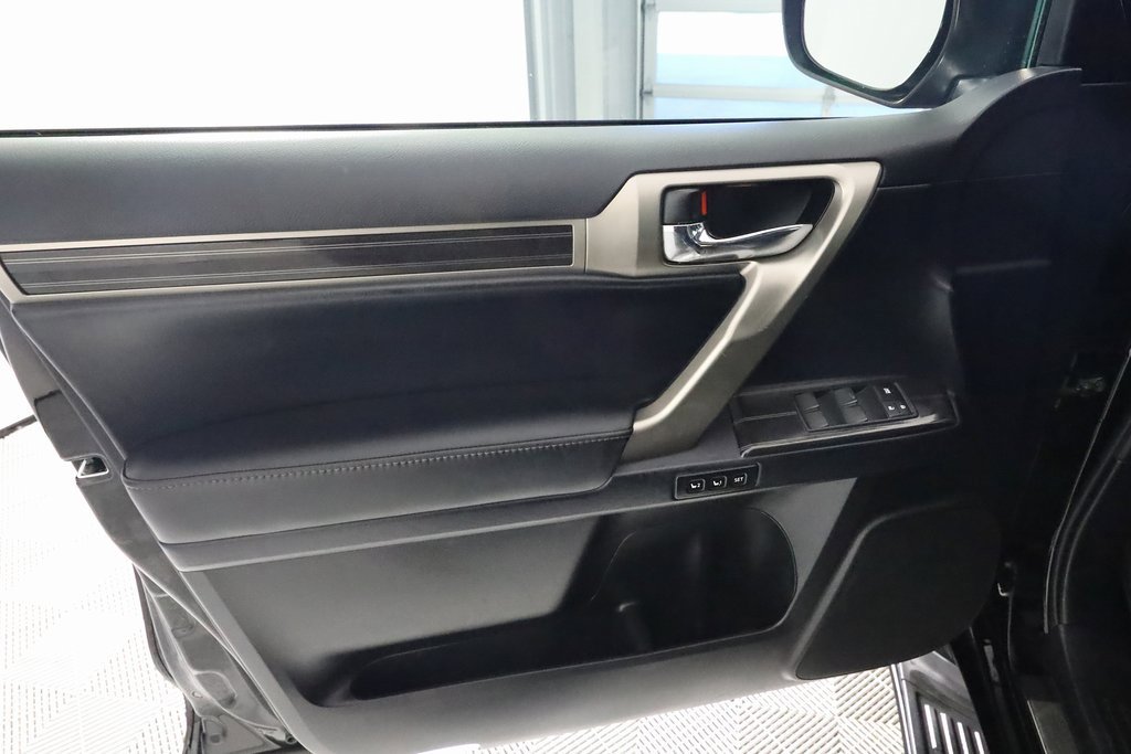 Used 2021 Lexus GX 460 Premium image 18