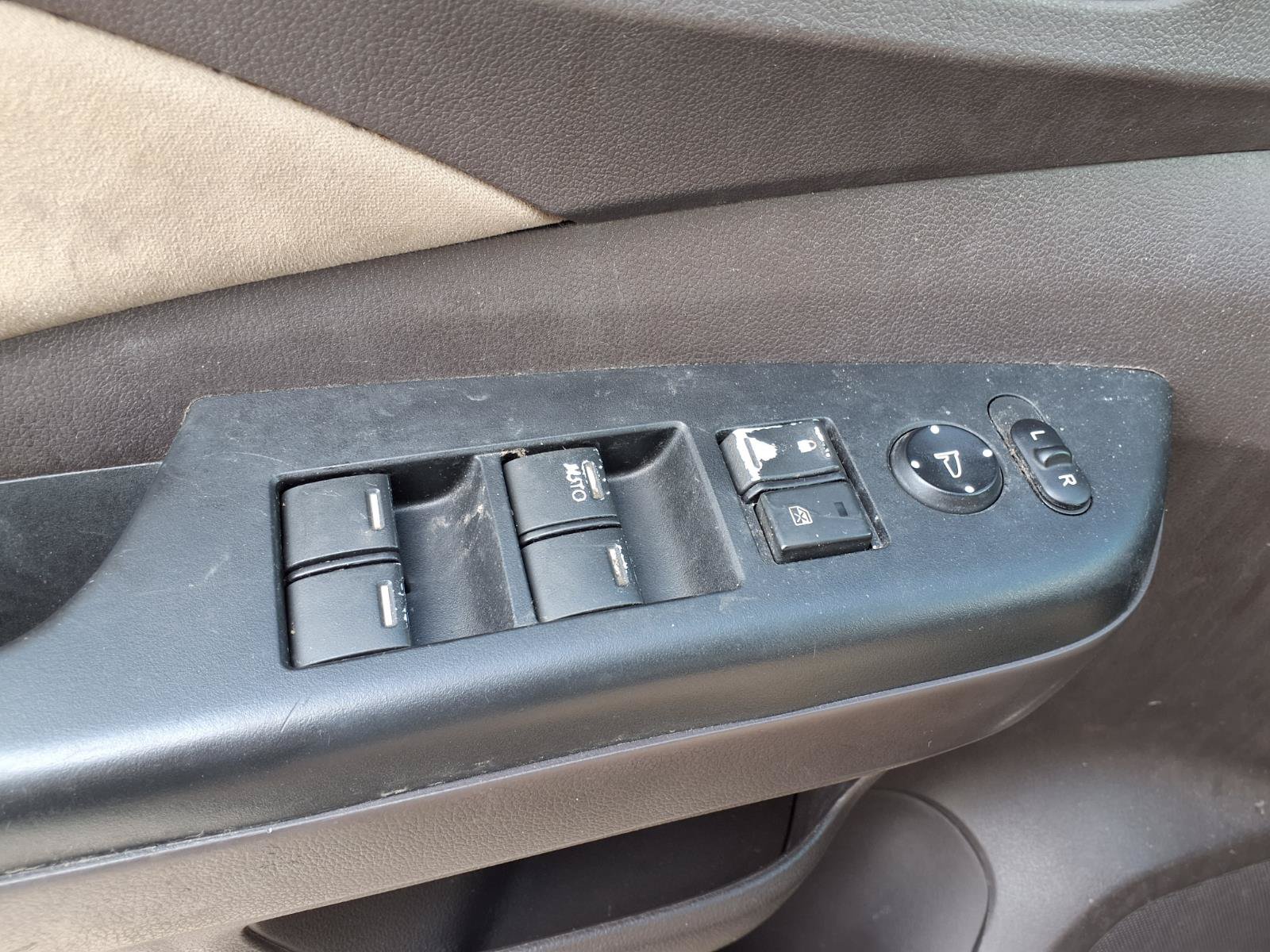 Used 2012 Honda CR-V EX image 24