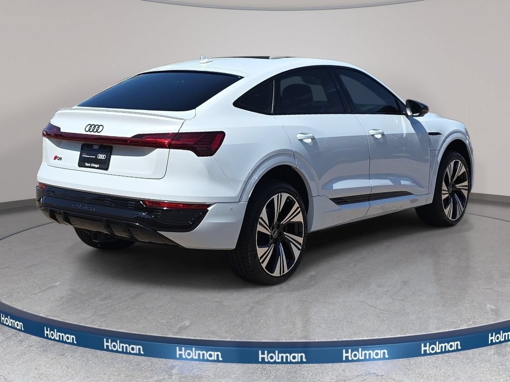 Certified 2024 Audi Q8 e-tron Prestige AWD/4WD image 6
