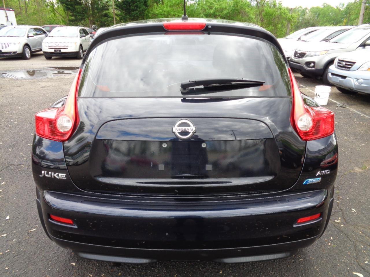 Used 2013 Nissan Juke S AWD/4WD image 6