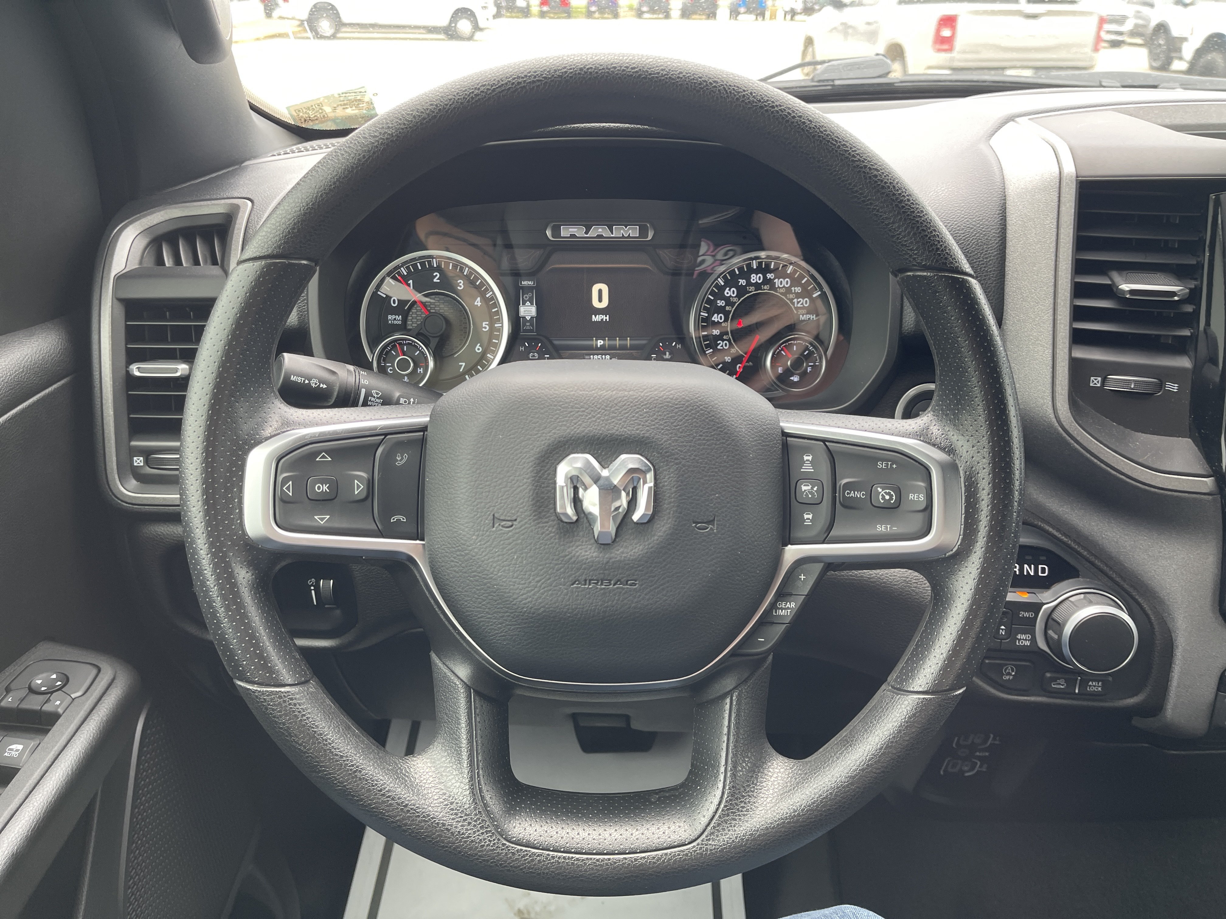Used 2025 RAM 1500 Warlock AWD/4WD image 27