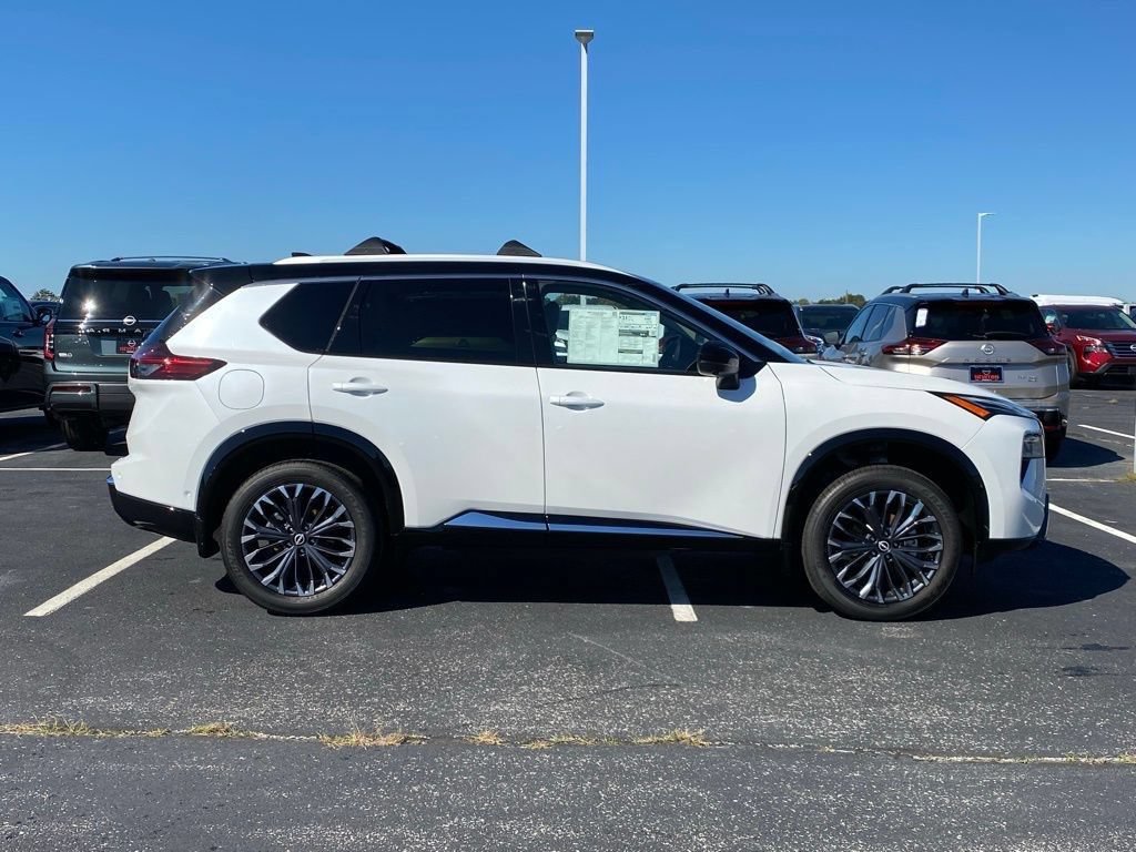 New 2026 Nissan Rogue Platinum w/ Platinum Premium Package AWD/4WD image 3