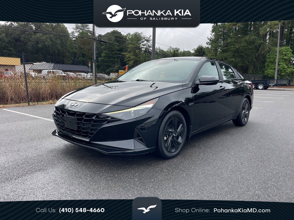 Used 2023 Hyundai Elantra Blue