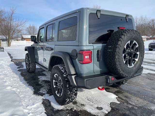 Used 2024 Jeep Wrangler Unlimited Rubicon w/ Convenience Group image 2