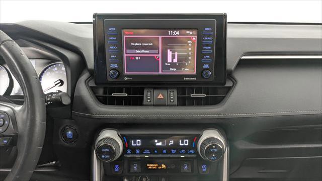 Used 2020 Toyota RAV4 XLE Premium image 23