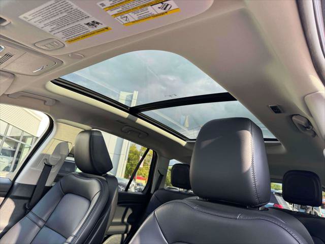 Used 2026 Lincoln Aviator AWD image 19