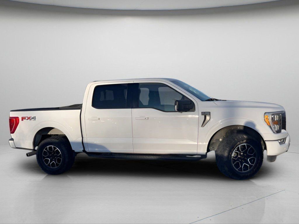 Certified 2021 Ford F150 XLT w/ Equipment Group 302A High image 4