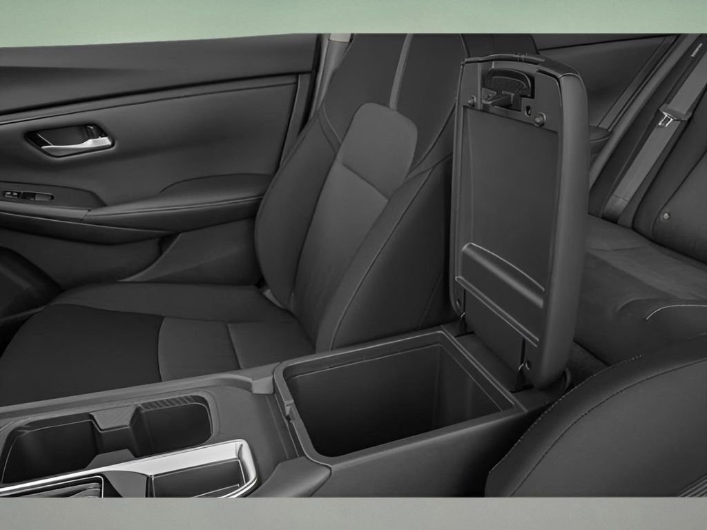 Used 2024 Nissan Sentra SV image 17