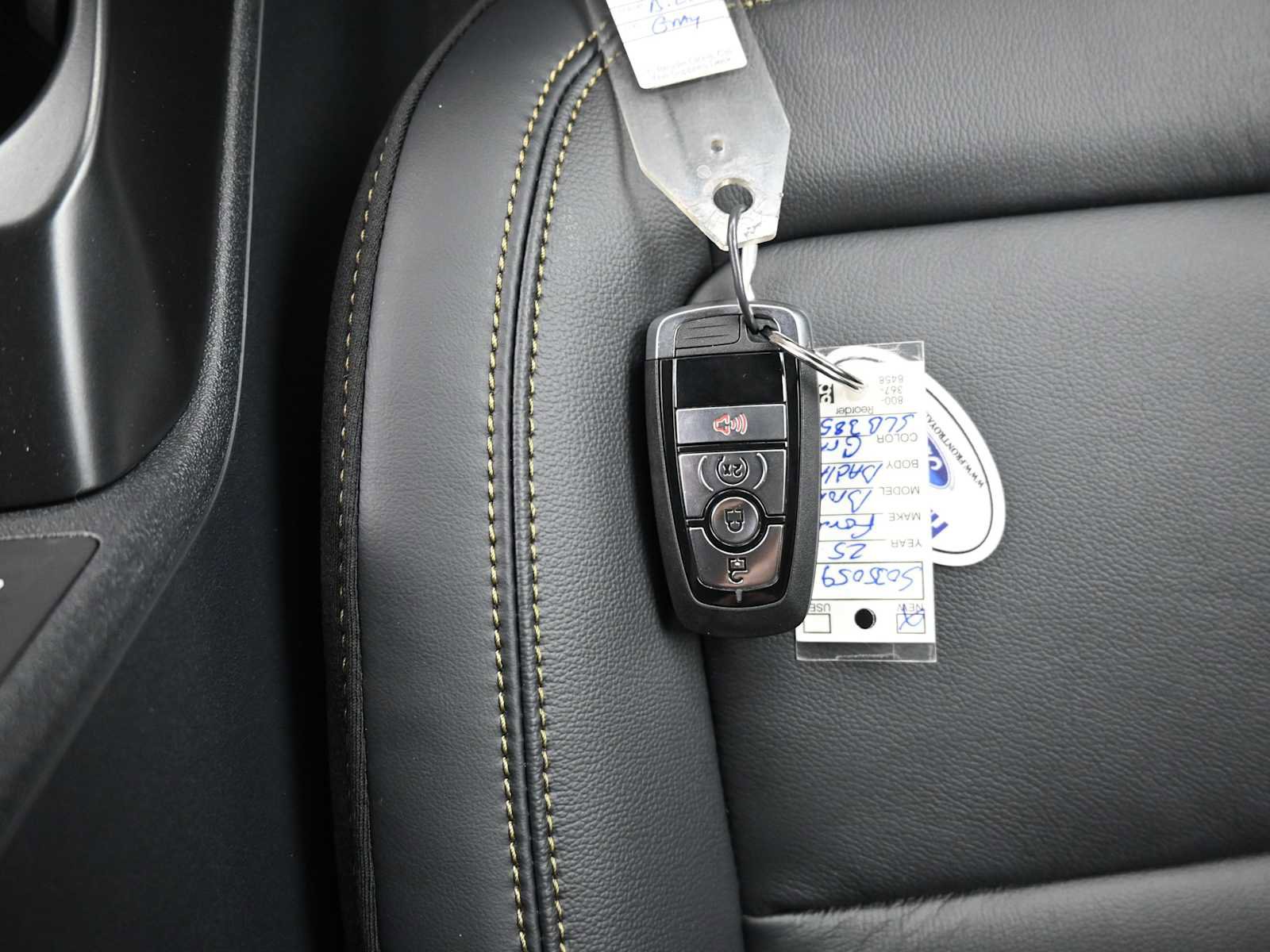 New 2025 Ford Bronco Badlands image 42