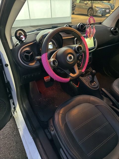 Used 2019 smart fortwo electric drive image 4