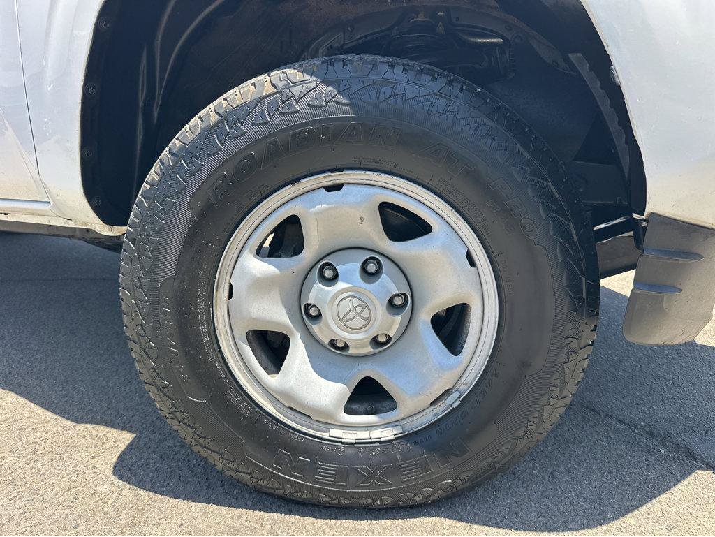 Used 2021 Toyota Tacoma SR AWD/4WD image 14