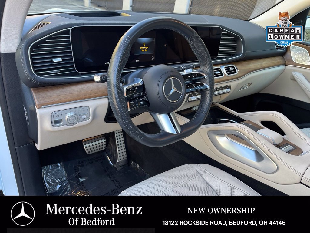 Used 2024 Mercedes-Benz GLS 450 4MATIC image 9