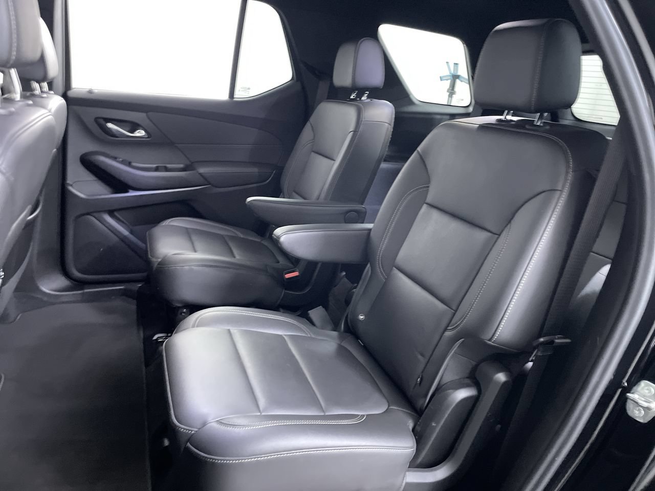 Used 2023 Chevrolet Traverse LT AWD/4WD image 20