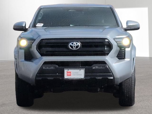 Certified 2024 Toyota Tacoma SR5 AWD/4WD image 2