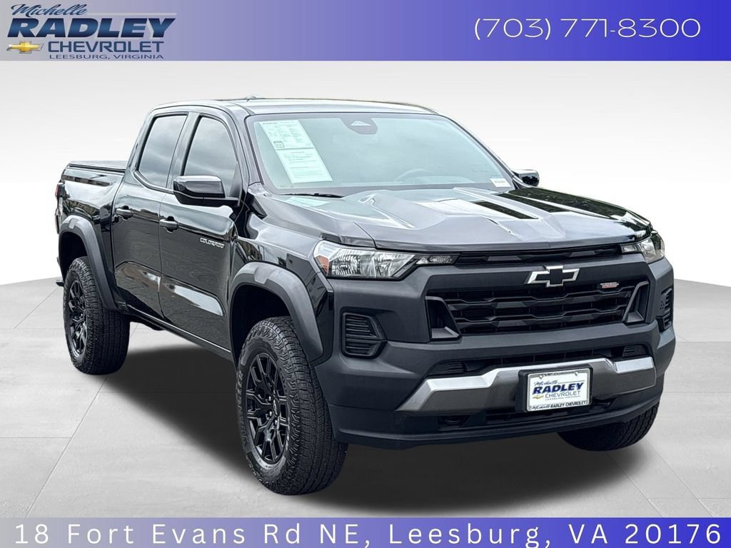 Used 2026 Chevrolet Colorado Trail Boss AWD/4WD image 8