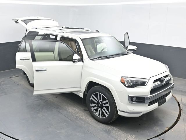 Used 2018 Toyota 4Runner Limited AWD/4WD image 49