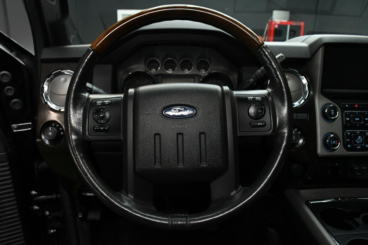 Used 2016 Ford F350 Platinum w/ FX4 Off-Road Package image 28