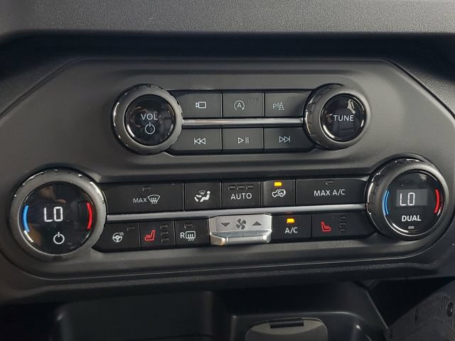 Used 2025 Ford Bronco Badlands AWD/4WD image 33