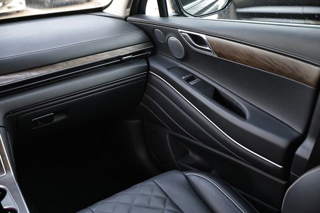 Certified 2025 Genesis GV80 3.5T Prestige image 28