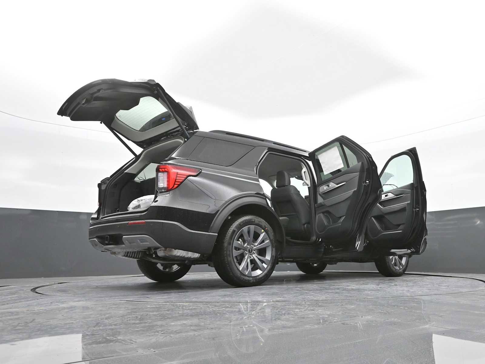 New 2026 Ford Explorer Active w/ Active Comfort Package image 70