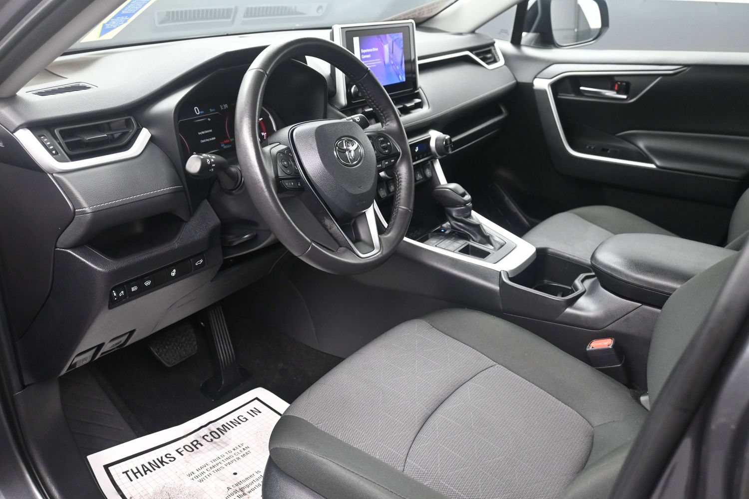 Used 2024 Toyota RAV4 XLE w/ Convenience Package AWD/4WD image 24