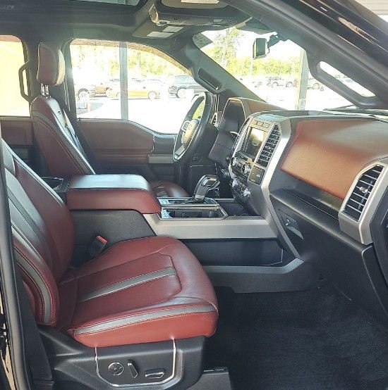 Used 2018 Ford F150 Platinum w/ Equipment Group 701A Luxury AWD/4WD image 6
