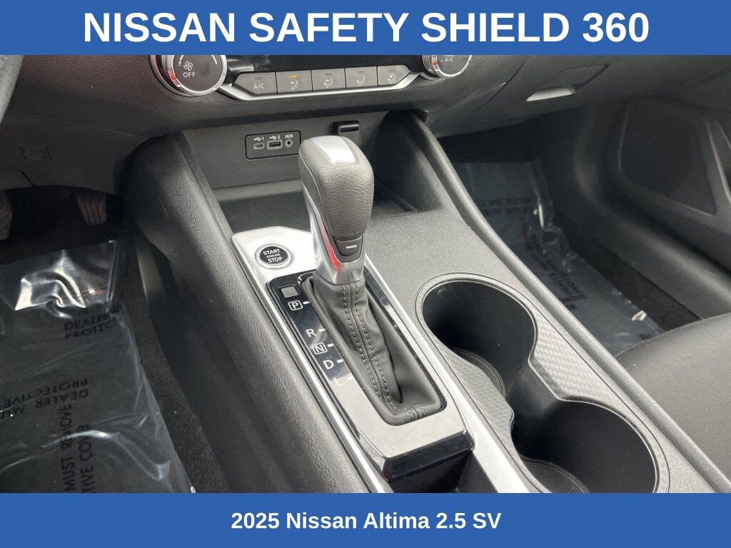 Used 2025 Nissan Altima 2.5 SV image 8