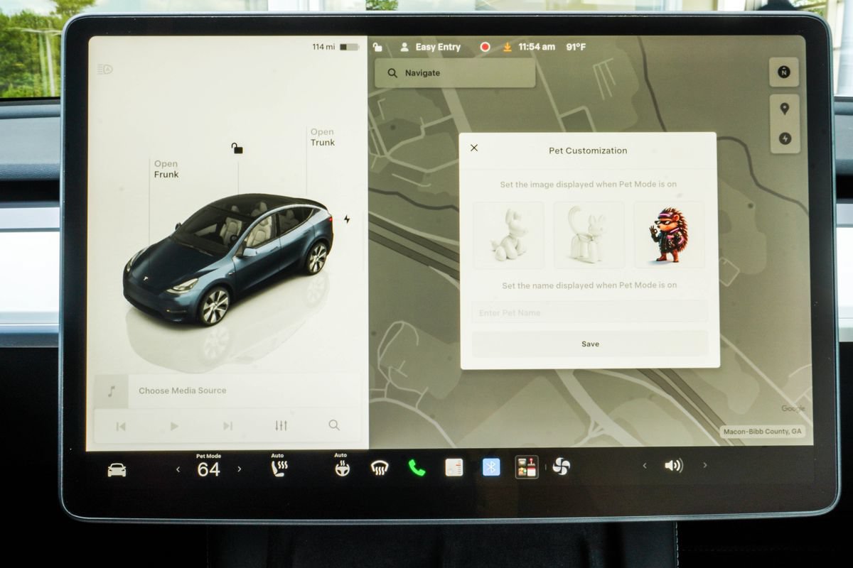 Used 2024 Tesla Model Y Long Range AWD/4WD image 23