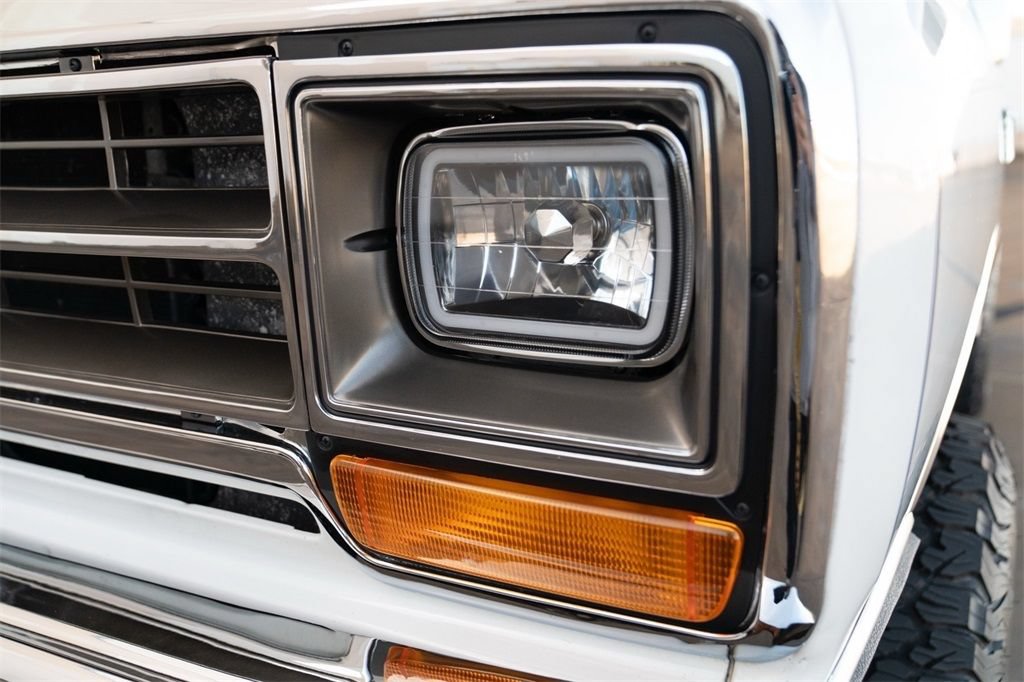 Used 1988 Dodge Ramcharger 4WD image 33
