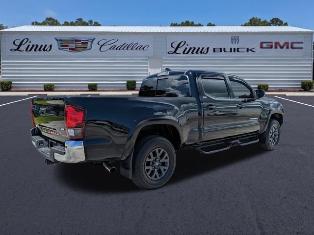Used 2023 Toyota Tacoma SR5 RWD image 4