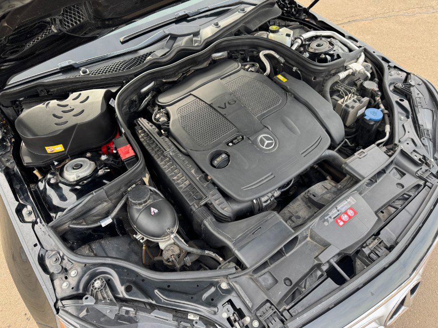 Used 2014 Mercedes-Benz E 350 4MATIC Sedan image 25