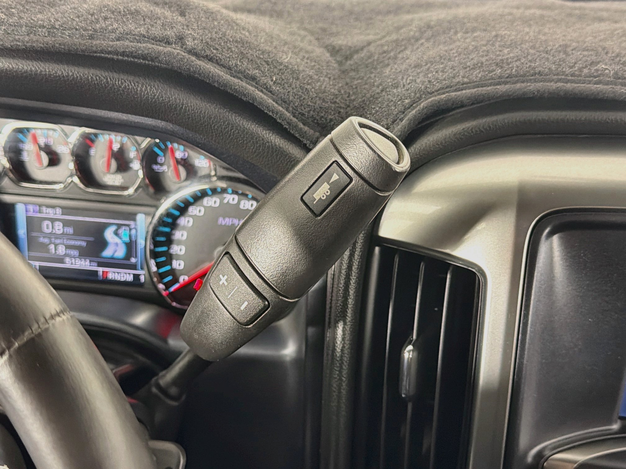 Used 2015 Chevrolet Silverado 2500 LTZ w/ Duramax Plus Package RWD image 25