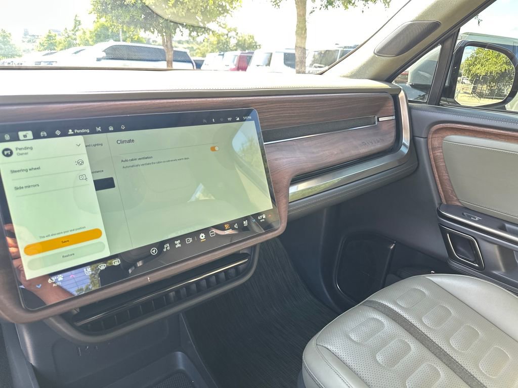Used 2022 Rivian R1T Launch Edition AWD/4WD image 23