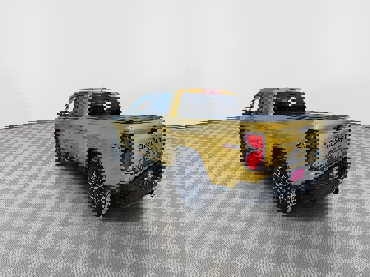 Used 2023 Chevrolet Colorado Z71 w/ Z71 Convenience Package 2 image 6