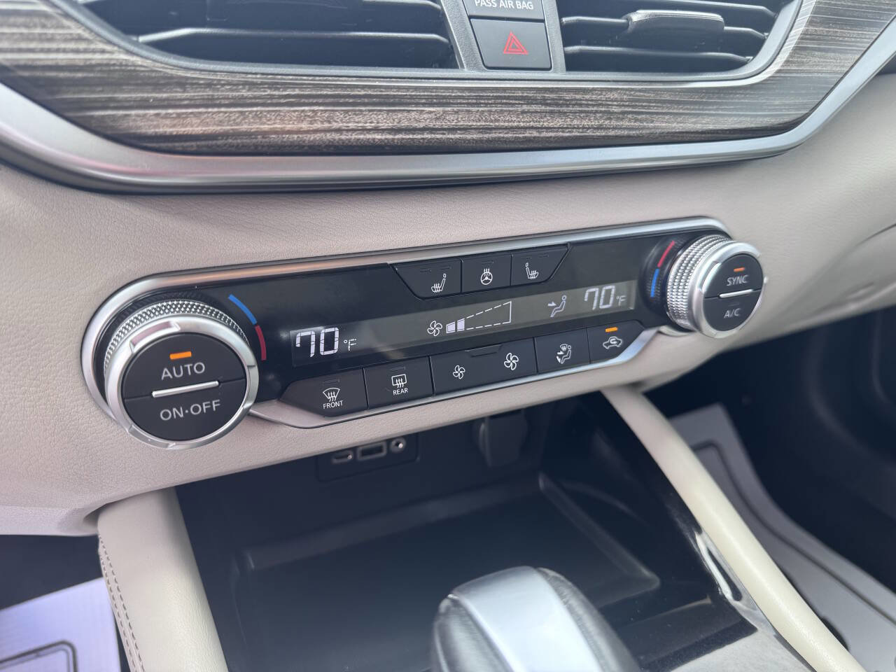 Used 2020 Nissan Altima 2.0 Platinum image 31