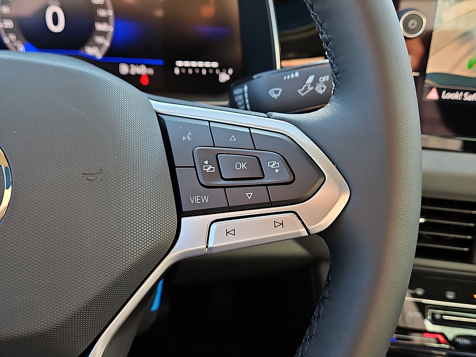 New 2026 Volkswagen Jetta SE image 17