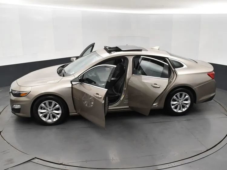 Used 2023 Chevrolet Malibu LT FWD image 7
