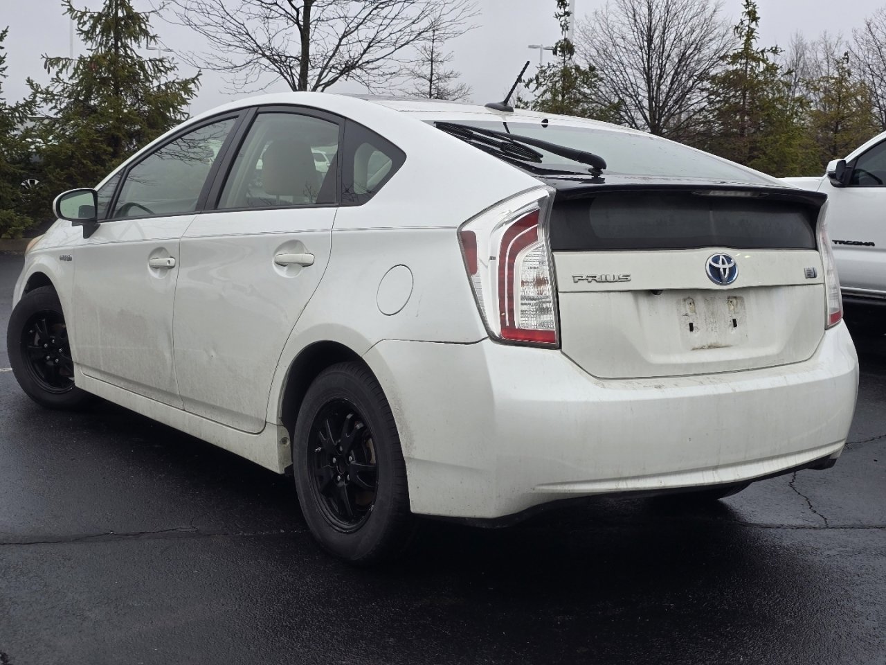 Used 2012 Toyota Prius Three w/ Solar Roof Pkg image 5