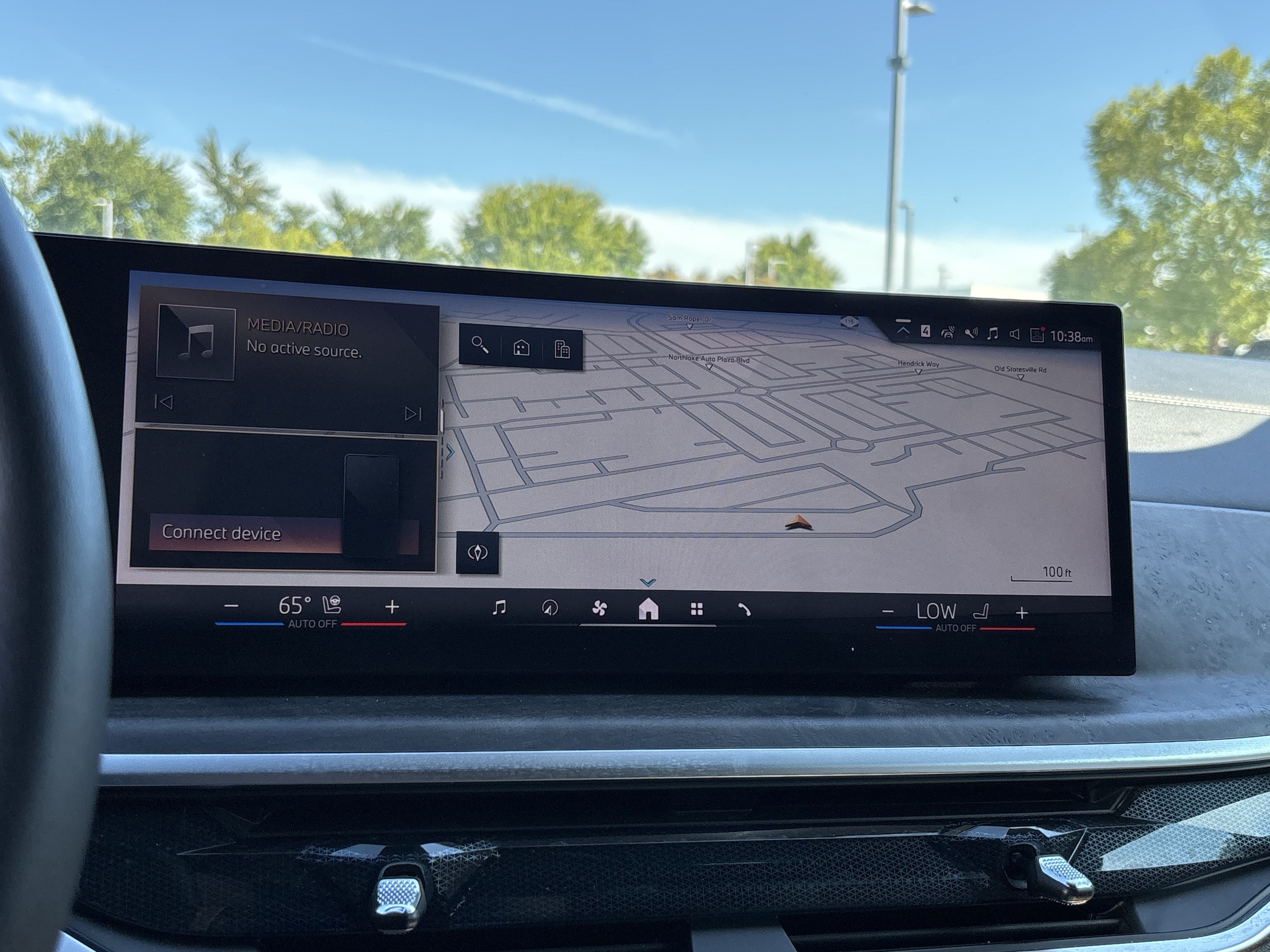Certified 2025 BMW X5 sDrive40i w/ Premium Package RWD image 28