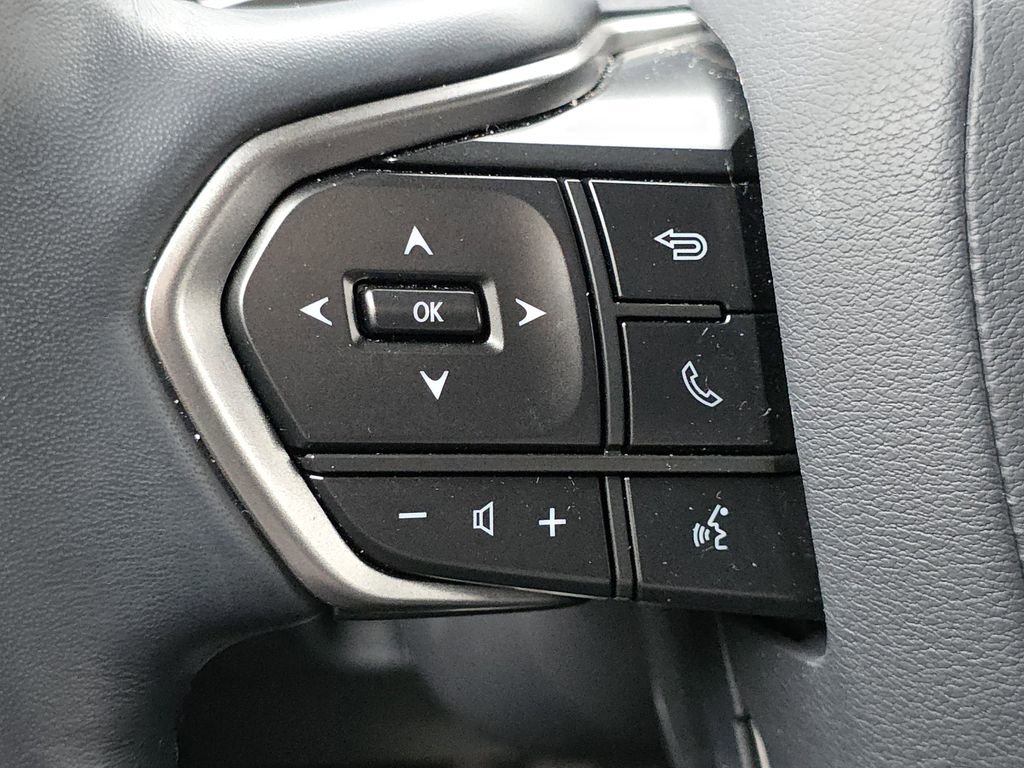 Used 2024 Lexus GX 550 w/ Accessory Package (Z1) image 32