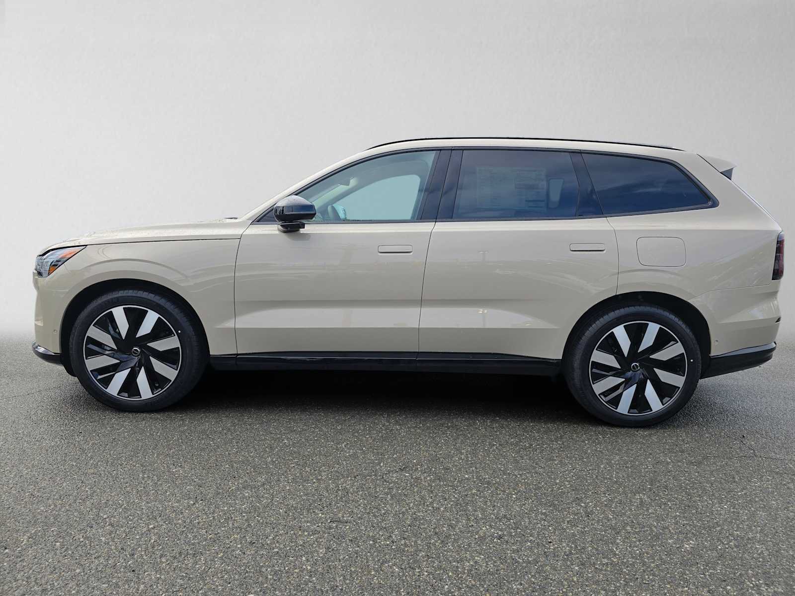New 2026 Volvo EX90 Ultra AWD/4WD image 6